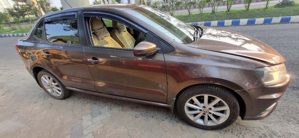 Volkswagen Ameo(2016-2019) Highline Plus 1.0l (p) Connect Edition